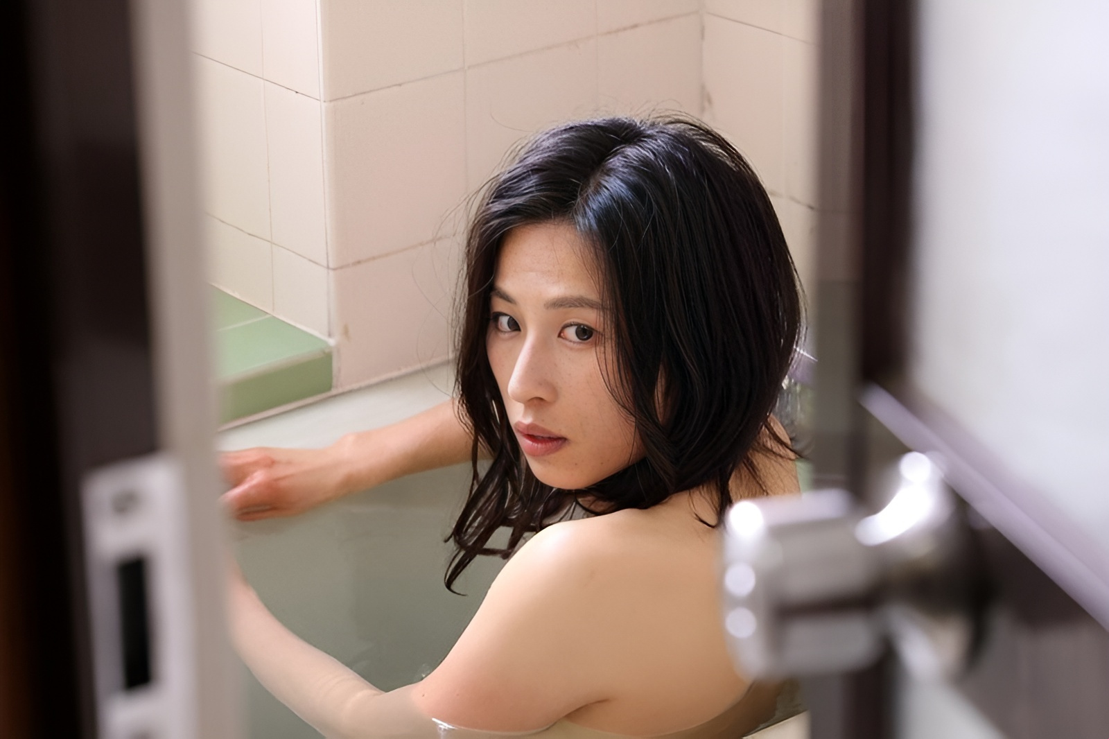 NSFS-205 売春婦の秘密と元夫の名前
