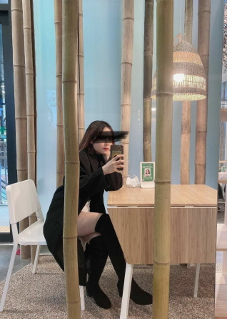 Đưa em yêu vào khách sạn địt nhau
